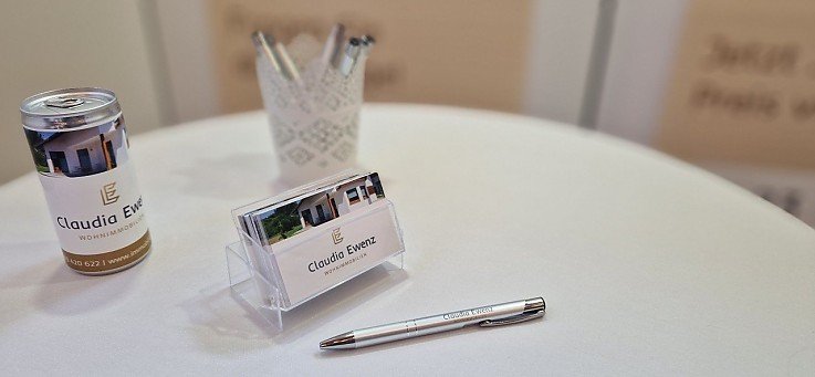 Foto Wir danken allen Kunden und Interessenten f�r Ihren Besuch bei der <b><a target="_blank" href="https://ortsgemeinde-asbach.de/bericht/asbacher-gewerbeschau-2024#:~:text=Mit%20Gewerbeschau%20und%20Herbst%2D%20und,und%20Dienstleistungen%20in%20Asbach%20vertreten.">8. Gewerbeschau</a></b> <b>am 06.10.2024 in 53567 Asbach</b>. <br><br><br>