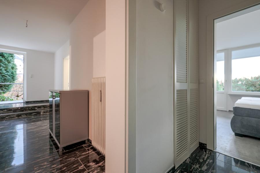 Flur ELW Villa Linz am Rhein