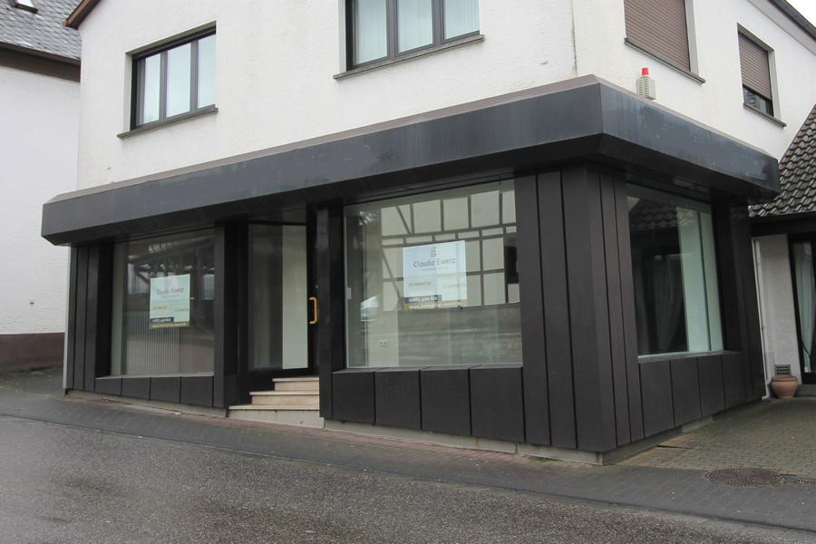 Seitenansicht B�rohaus Neustadt (Wied)