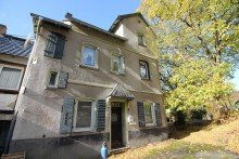  53577 Neustadt (Wied) - Bauernhaus mit Scheune