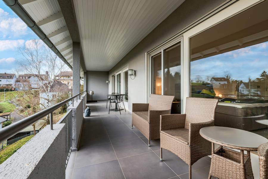 Balkon EG mit Blick zum Rhein Villa Linz am Rhein