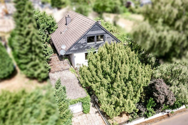 Luftbild Bad Honnef Einfamilienhaus 53604 Aegidienberg - Einfamilienhaus in zentraler Lage