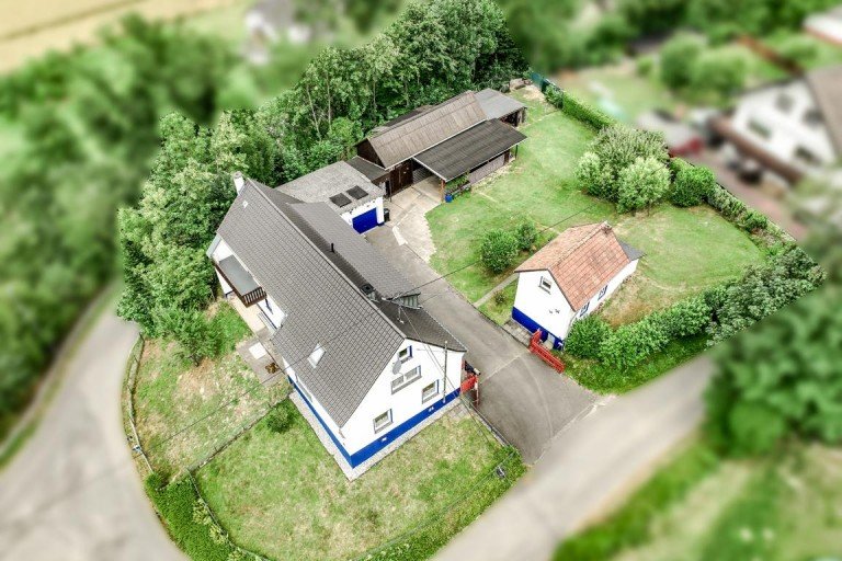 BO-180 Neustadt (Wied) Einfamilienhaus 53577 Neustadt (Wied) - Bauernhaus mit Ausbaupotential